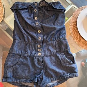 Guess romper